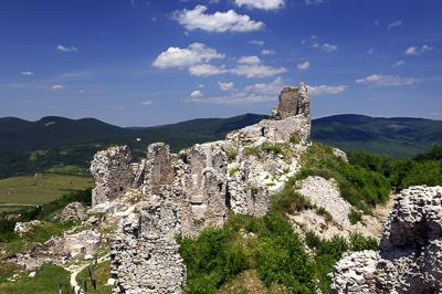 A Regéci vár romjai-stock-foto