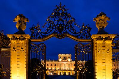 Fertőd, az Esterházy-kastély és parkja-stock-photo