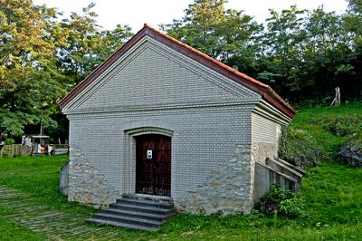 Mithras-szentély Fertőrákos határában-stock-foto