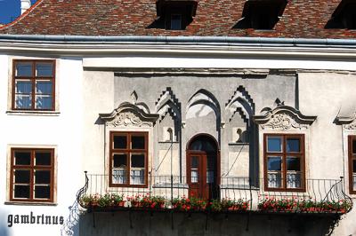 Sopron, a Fő tér műemlék házai-stock-photo