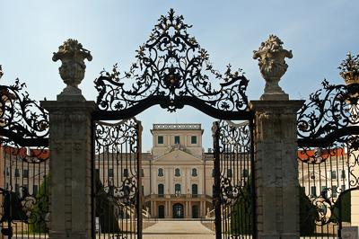 Fertőd, az Esterházy-kastély és parkja-stock-foto