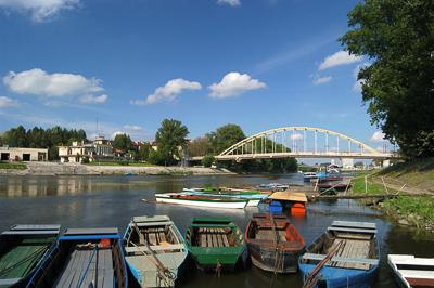 Győr, csónakok a Rába folyón-stock-foto