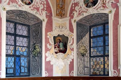 A Pannonhalmi Bencés Főapátság ebédlőterme-stock-foto