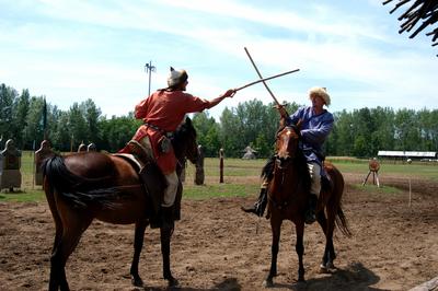 Lovasbemutató Ópusztaszeren-stock-foto