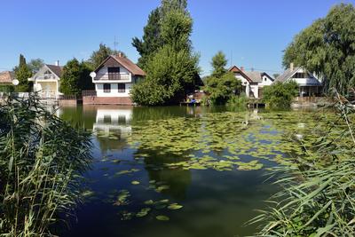 Dunasziget település a Szigetközben-stock-foto