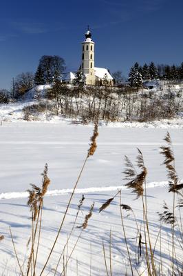 Cserhátsurány mûemlék templom-stock-foto