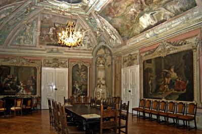 A Sárvári Nádasdy vár lovagterme-stock-foto