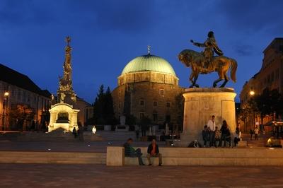 Pécs - Széchenyi tér-stock-foto