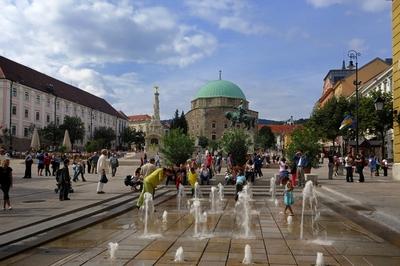 Pécs - Széchenyi tér-stock-foto