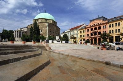 Pécs - Széchenyi tér-stock-foto