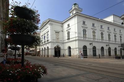 Miskolc - Nemzeti Színház-stock-foto