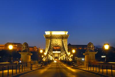Budapest, Széchenyi lánchíd-stock-foto
