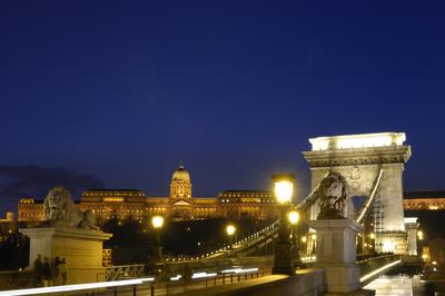 Budapest, Széchenyi lánchíd-stock-foto