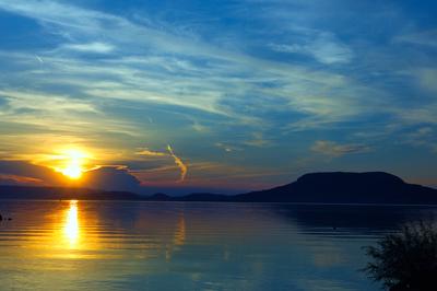 Naplemente Fonyódon-stock-foto