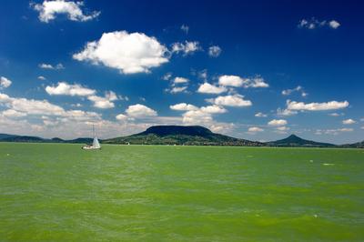 A Badacsony és a Balaton-stock-foto