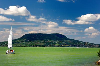 A Badacsony és a Balaton-stock-foto