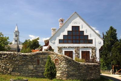 Felújított balatonfelvidéki ház Aszófőn.-stock-foto