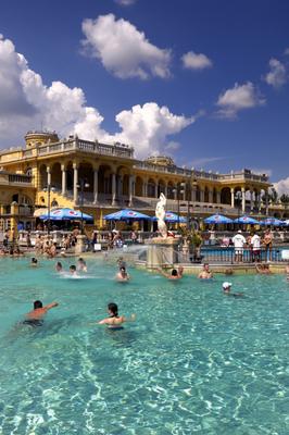 Budapest - Széchenyi gyógyfürdő-stock-foto