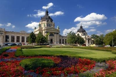 Budapest - Széchenyi gyógyfürdő-stock-foto