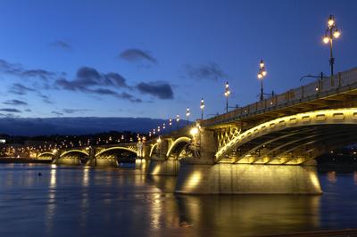 Budapest, Margit híd-stock-foto