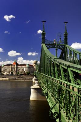 Budapest, Szabadság híd-stock-foto