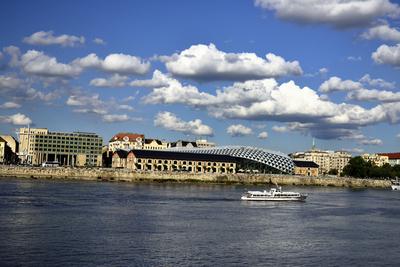 Budapest, Bálna kulturális központ-stock-foto