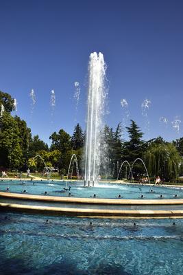 Margit-sziget, zenélő szökőkút-stock-foto