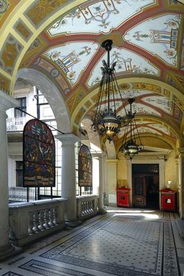 Budapest, Saxlehner-palota (Postamúzeum)-stock-foto