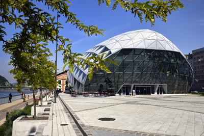 Budapest, Bálna kulturális központ-stock-foto
