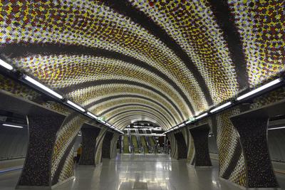 A 4-es metró Gellért téri állomása-stock-foto