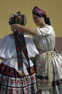 Sárközi népviselet-stock-foto