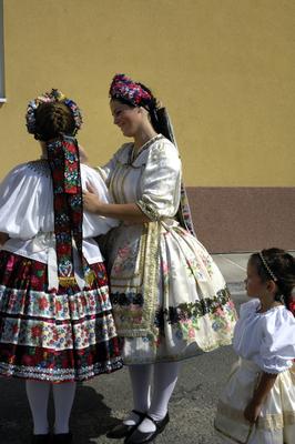 Sárközi népviselet-stock-foto