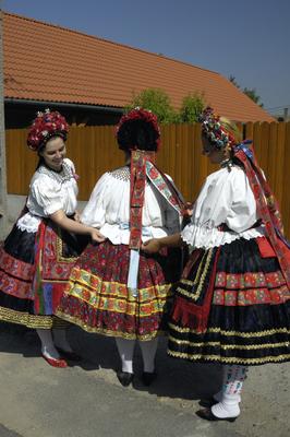 Sárközi népviselet-stock-foto