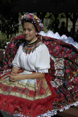 Sárközi népviselet-stock-foto