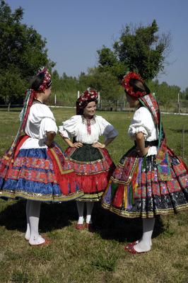 Sárközi népviselet-stock-foto