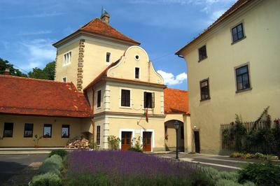 Devecser, Esterházy-kastély-stock-foto