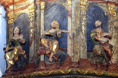 Felsőörsi prépostsági templom belső tere. A Balaton-környék legjelentősebb román-kori épülete a felsőörsi prépostsági templom.-stock-foto