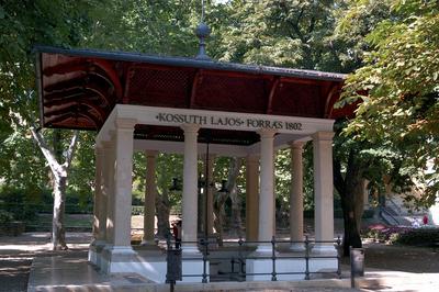 Balatonfüred, Kossuth Lajos forrás-stock-foto