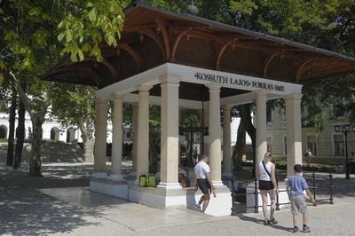 Balatonfüred, Kossuth Lajos forrás-stock-foto