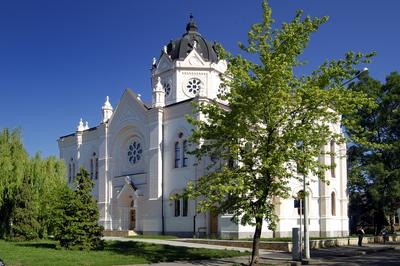 Szolnoki Galéria, az egykori zsinagóga épületében-stock-foto