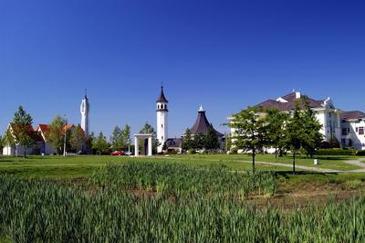Martfű, Szent István tér, városközpont-stock-photo