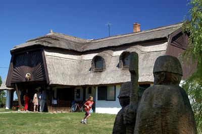 Tiszavárkonyi Népművészeti Alkotóház-stock-foto