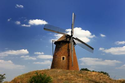 Szélmalom, Kengyel-stock-foto