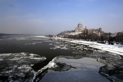 Esztergom-stock-foto