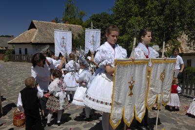 Hollókő-stock-foto