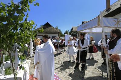 Hollókő-stock-foto
