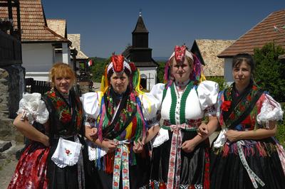 Hollókő-stock-foto