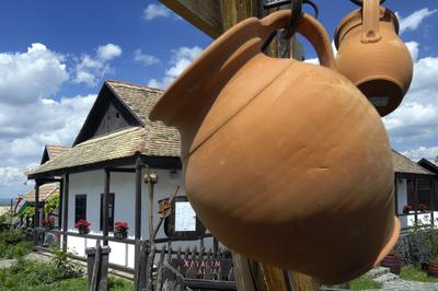 Hollókő-stock-foto