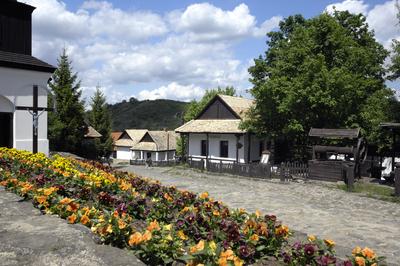 Hollókő-stock-foto