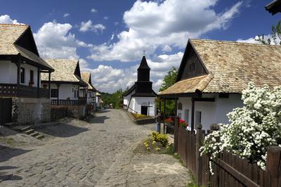 Hollókő-stock-foto